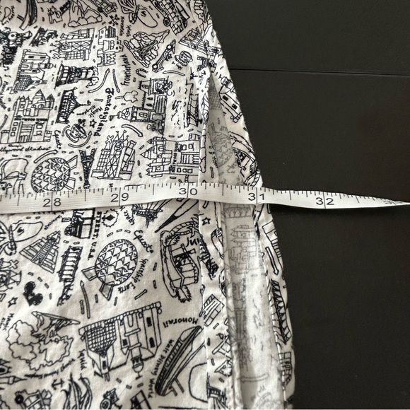 Disney Parks Official Authentic Original Button Down Shirt All Over Print Sz XXL - Picture 6 of 6